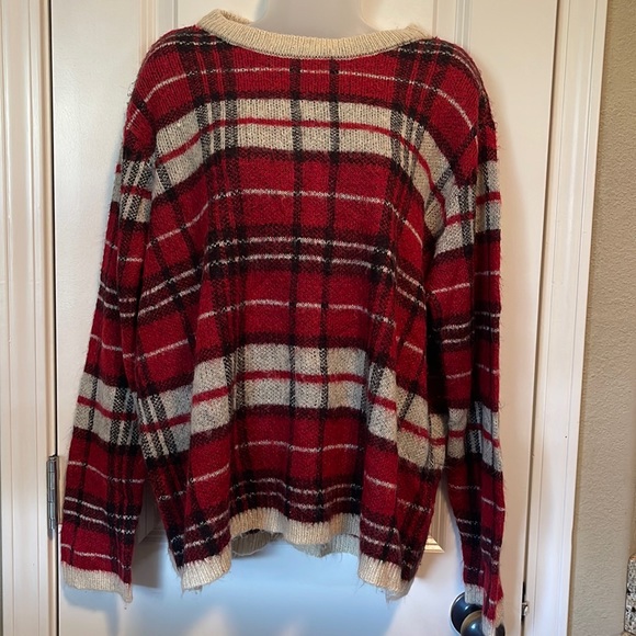 St. John's Bay Sweaters - Red beige and black plaid sweater size XXL